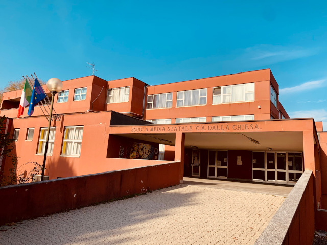 Scuola secondaria Dalla Chiesa